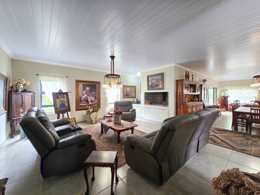 3 Bedroom Property for Sale in Stilbaai Wes Western Cape